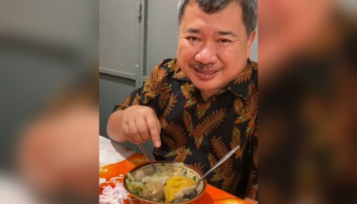 Langganan 10 Tahun, Rudy Gunawan Rekomendasikan Bakso Favoritnya di Kota Garut