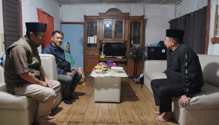 Semua Pejabat Pemkab Garut Menginap di Rumah Warga Mekarsari, Program Ini Disebut Pertama di Indonesia