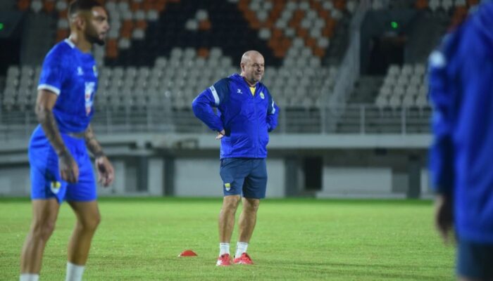 Persib Vs Persija di Samarinda, Bojan Hodak: Ini Derbi Terbesar, Kami Tak Boleh Kehilangan Poin