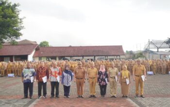 Tiga Pejabat Garut Naik Pangkat, Lima ASN Pensiun, Bupati Tekankan Integritas dan Disiplin