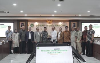 Garut Genjot Energi Terbarukan, Bupati Syakur Temui DEN Bahas Akselerasi Geothermal