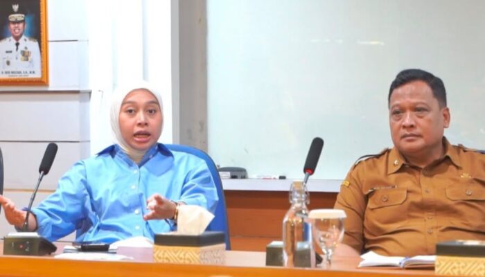Pemkab Garut Akan Mundurkan Pagar Kantor Bupati demi Relokasi PKL, Putri Karlina: Biar Pedagang Lebih Aman