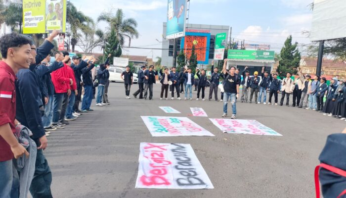 Mahasiswa Garut Desak Audit MBG dan Intervensi Harga Pangan, DPRD Janji Kawal Aspirasi