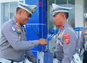 Sentuhan Haru di Hari Terakhir Bertugas, Satlantas Polres Garut Lepas Ipda Tata yang Purna Tugas di Usia 58 Tahun
