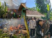Tiga Rumah Milik Tiga Janda Terbakar di Cisewu, Dua Ludes Jadi Puing, Kerugian Capai Ratusan Juta Rupiah