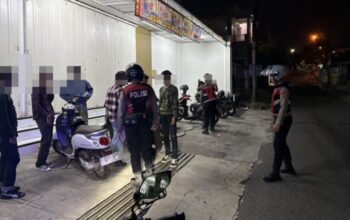 Patroli Dini Hari di Garut, Polisi Temukan Sekelompok Pemuda Pesta Miras di Jalan Pahlawan