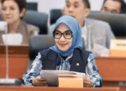 Viral Petugas Perlintasan KA di Garut Dikeroyok usai Tegur Pemotor Terobos Palang, DPR Minta Pelaku Ditangkap