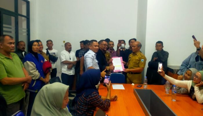 Orang Tua Siswa Tak Lolos SPMB Datangi Disdik Garut, Desak Penambahan Kuota SMP Negeri