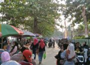 Ribuan Wisatawan Padati Hajat Laut Rancabuaya Garut, Ade Astrid Bikin Panggung Bergemuruh, Wayang Golek Jadi Puncak Acara
