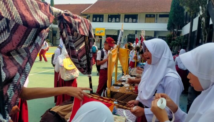 440 Siswa Baru Ikuti MPLS Ramah Anak di SMPN 1 Bayongbong, Hadirkan BPBD dan Pegiat Lingkungan