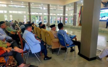 Asda 1 Garut Duduk di Kursi Chitos Saat Acara BKPRMI, Protokoler: Seharusnya di Kursi Kehormatan