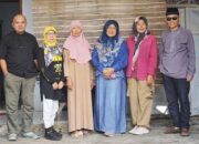 Tiga Warga Garut Dapat Umroh Gratis dari Asgar Jaya, Pedagang Cimol hingga Tukang Cukur Tak Kuasa Menahan Haru