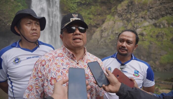 Bupati Garut Tinjau Curug Sanghyang Taraje, Pemkab Siapkan Penguatan Infrastruktur untuk Dongkrak Pariwisata