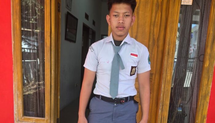 Fahrul Nazar, Satpam Perum Jayawaras Dreamland Ternyata Masih Sekolah, Tidur di Musala hingga Posko Perjuangan