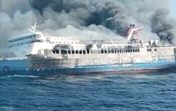 7 Warga Garut Hilang Kontak usai KM Mutiara Sentosa 2 Terbakar di Perairan Sumenep, Keluarga Cemas Menunggu Kabar