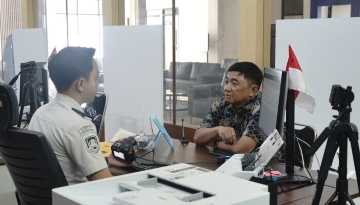 Bupati Garut Coba Sendiri Layanan Imigrasi, Paspor Rampung dengan Skema Same Day