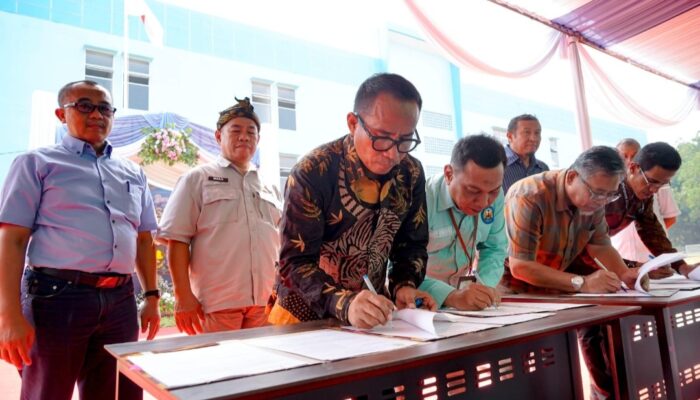 32 SMK Negeri di Jawa Barat Gandeng 64 Perusahaan, Industri Jadi “Laboratorium” Siswa