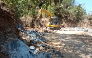 Satu Bulan Proyek Jalan Cisewu–Cimahi Garut Selatan: Menembus Isolasi Pantai Selatan
