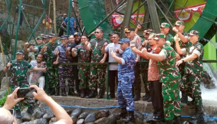 KSAD Resmikan PLTMH Curug Rahong Cisewu Garut, Janji Perbaiki Sekolah Rusak dan Sumur Bor