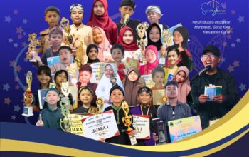 Melawan Kepunahan Bahasa Sunda dari Sebuah Saung di Garut