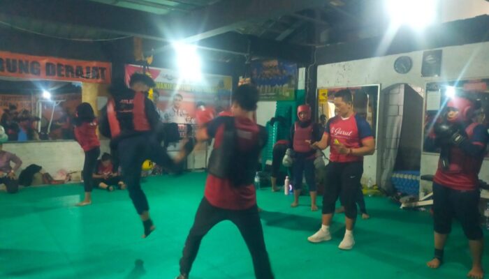 Bidik Tradisi Emas Porprov Jabar 2026, 17 Atlet Tarung Derajat Garut Digembleng Fisik dan Taktik