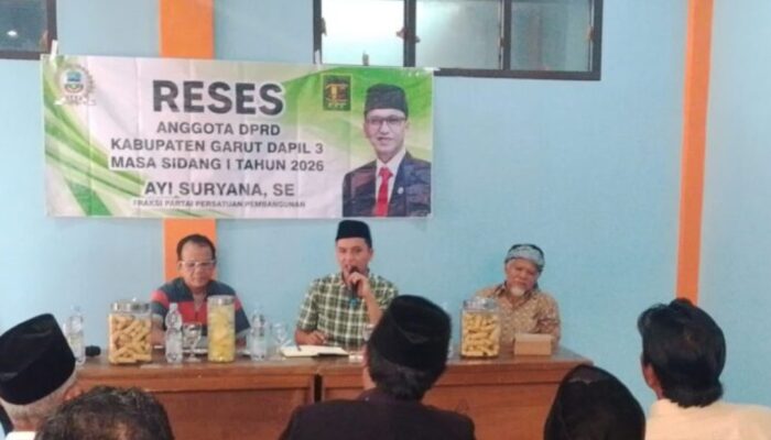 Sindir Pembangunan Tak Tepat Sasaran, Wakil Ketua DPRD Garut Janji Kawal Nasib Madrasah Ancol