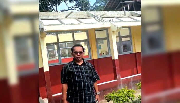 Atap Bergelombang dan Kelas Ambruk di Cisewu, Kadisdik Garut Minta Tolong Pusat