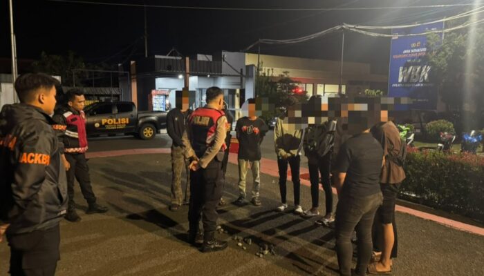 Bawa 27 Batu Saat Dini Hari, 9 Pemuda Digulung Patroli Polres Garut ​