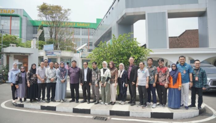 Garut Krisis Ranjang Rumah Sakit: Bayang-bayang “Overload” dan Misi Sulit Berstandar SNI ​